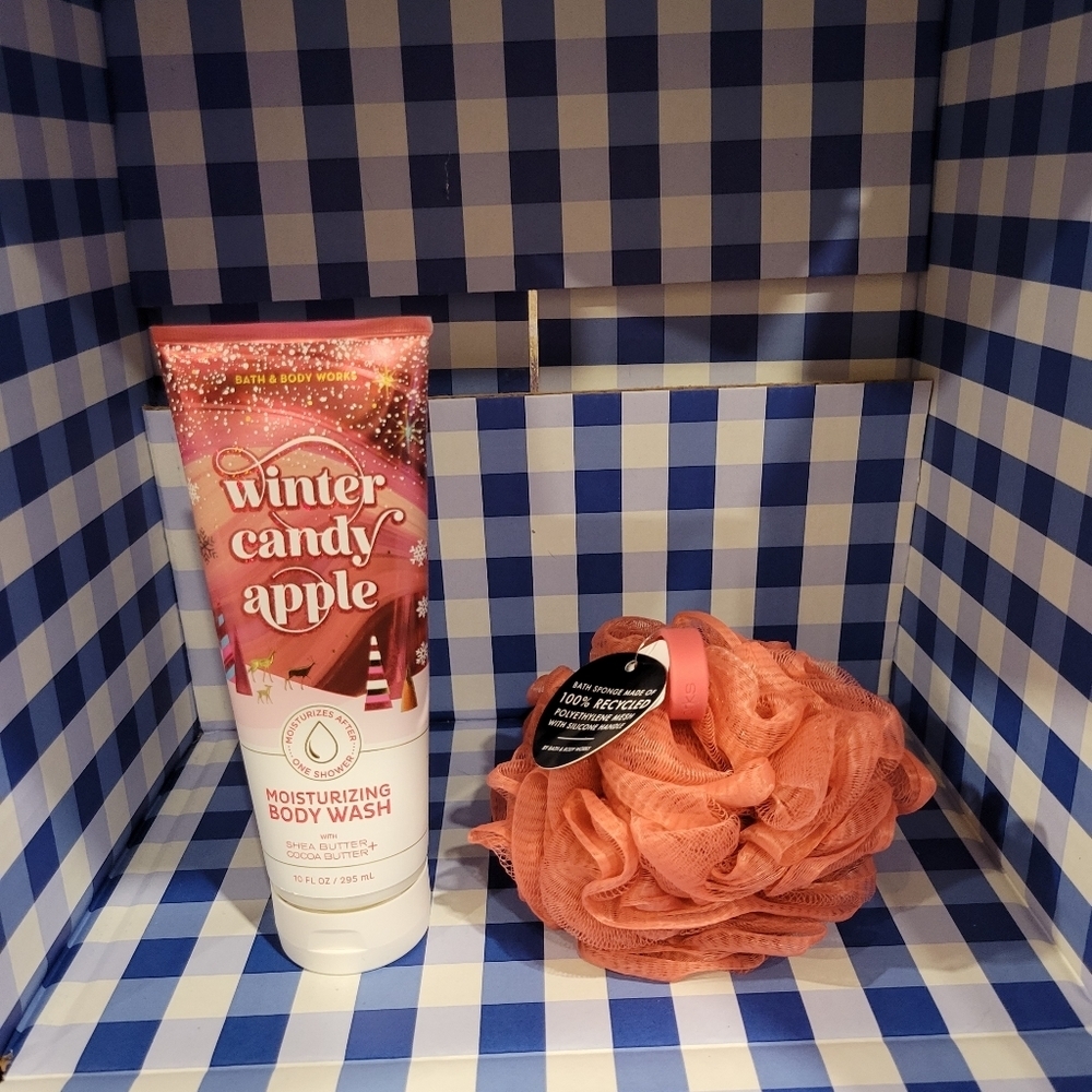 Bath&Body Works Winter Candy Apple Moisturizing Body Wash & Loofah